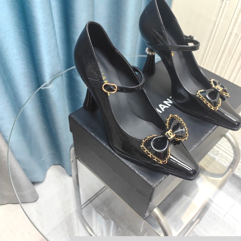 Ch*el high heels